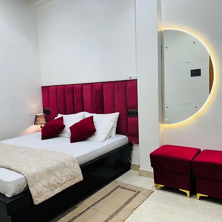 Aura Homestay Varanasi Eksteriør bilde
