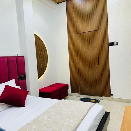 Aura Homestay Varanasi Eksteriør bilde