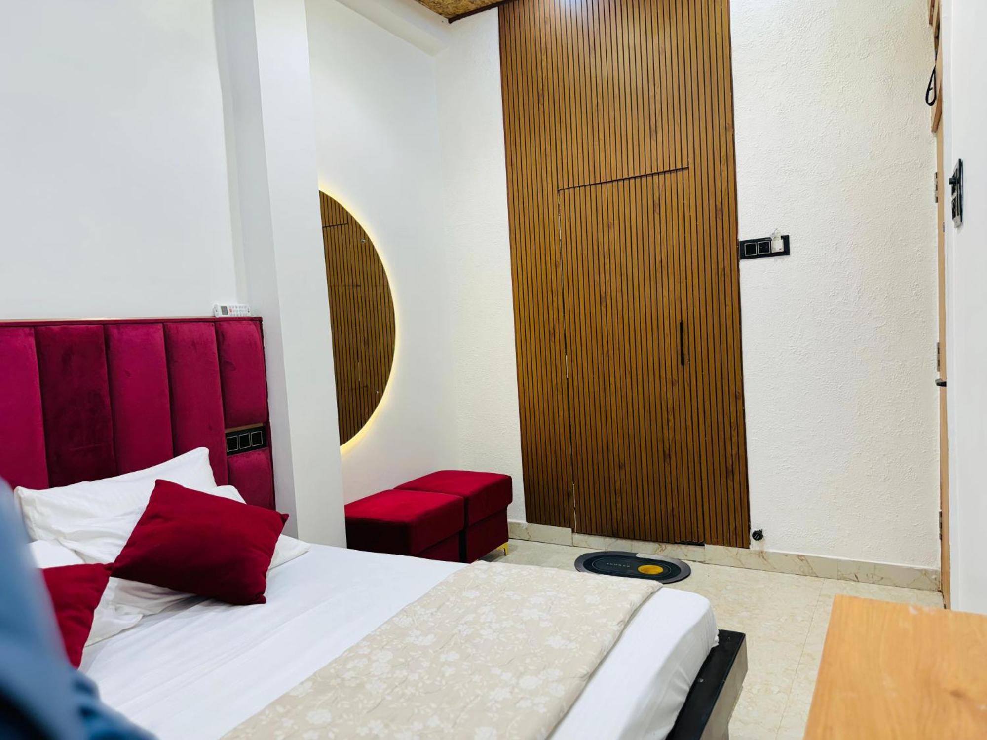 Aura Homestay Varanasi Eksteriør bilde